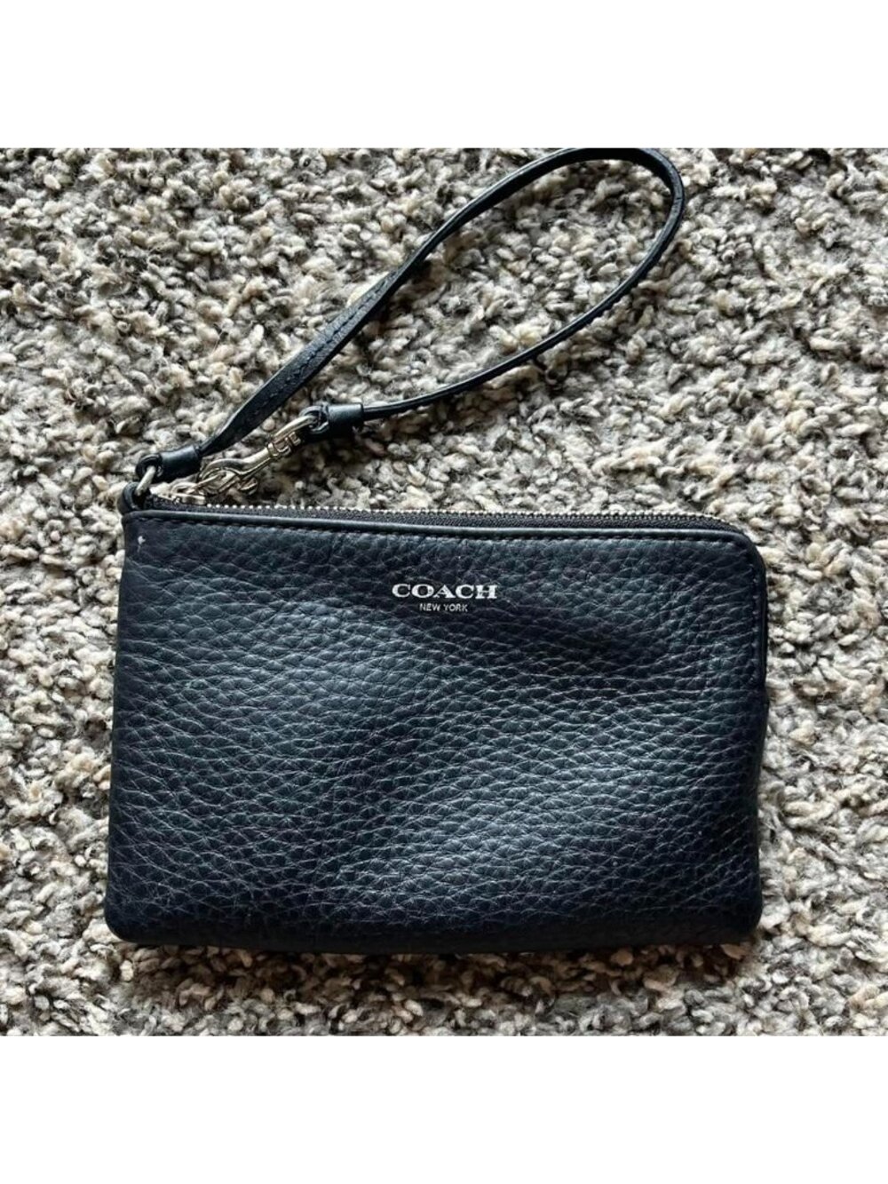 Coach Black Pebbled Leather Corner Zip‎ Wristlet Classic Utility Minimalistic